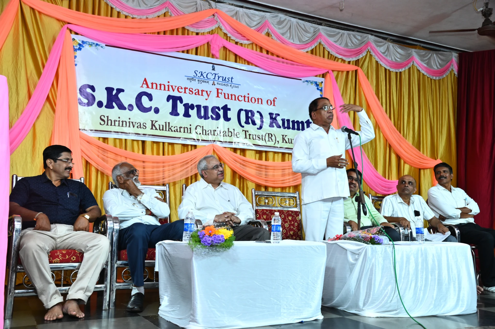 Shri Subhash Shirodkar, A Minister of Goa, addresses the audience in the 4th anniversary function of the Trust